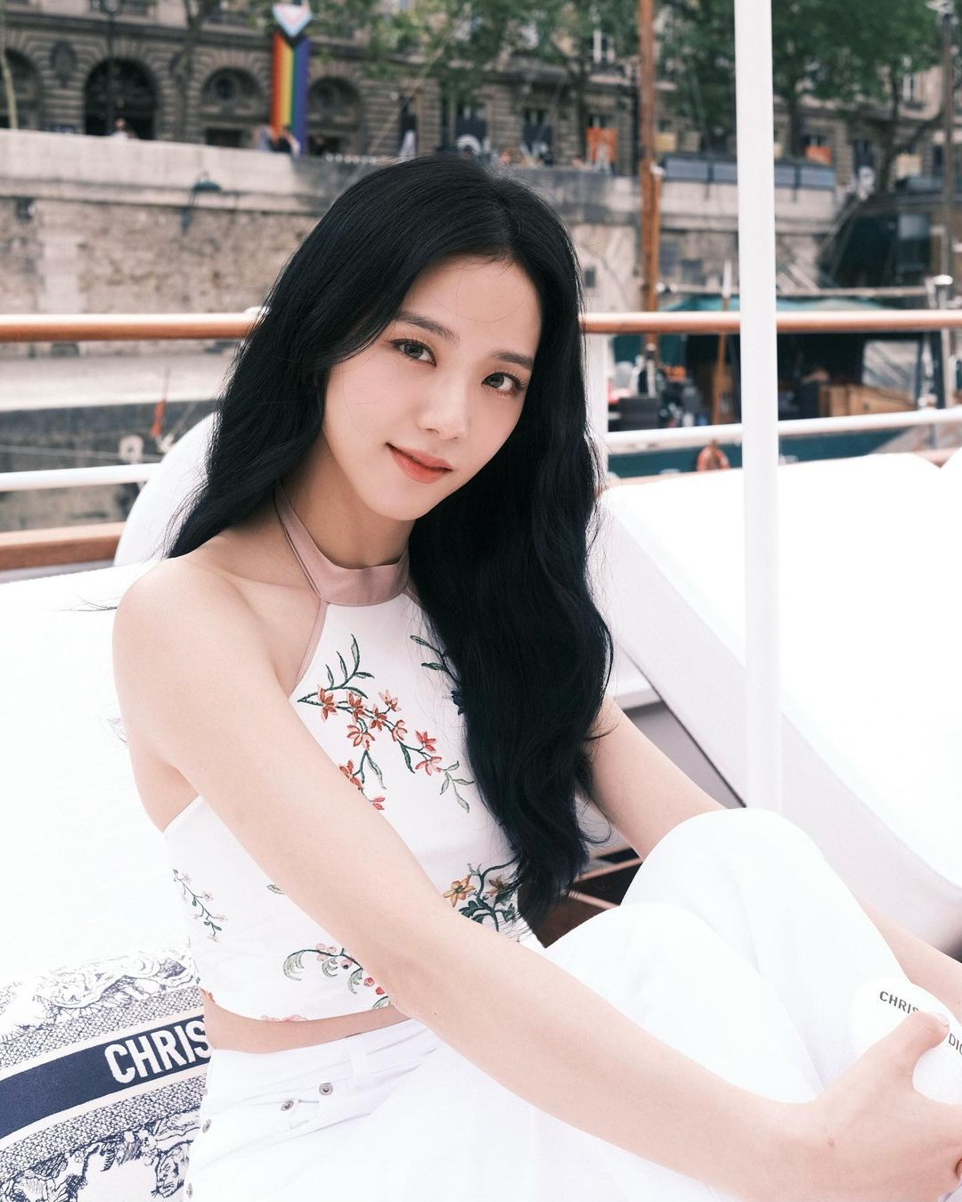 jisoo blackpink phối màu personal color