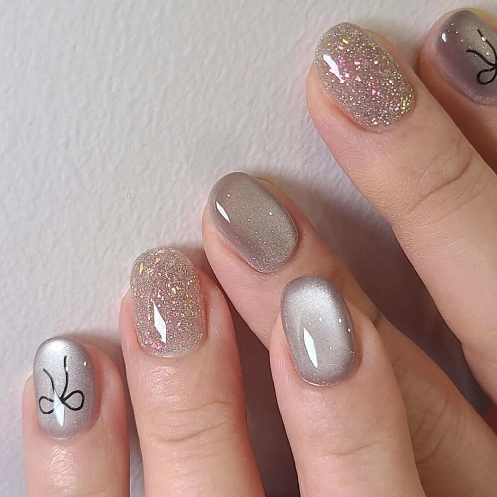 kiểu nail mắt mèo màu xám