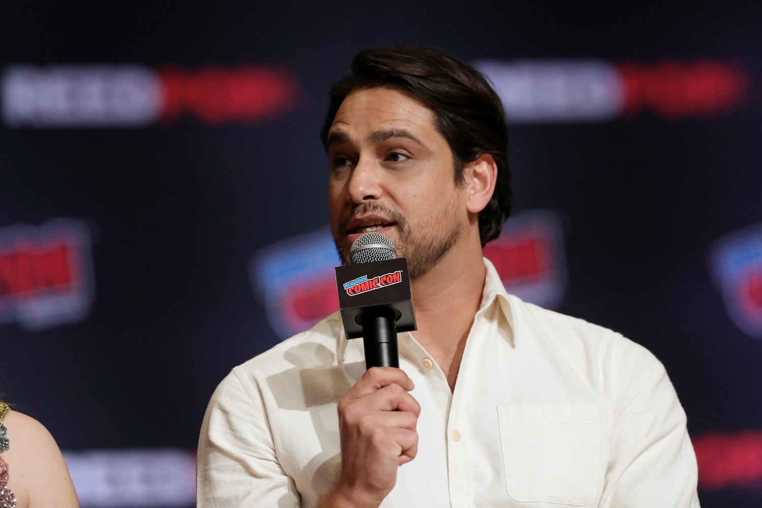 Luke Pasqualino phim chúa tể