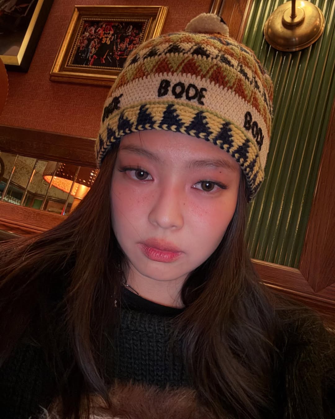 jennie blackpink diện nón len