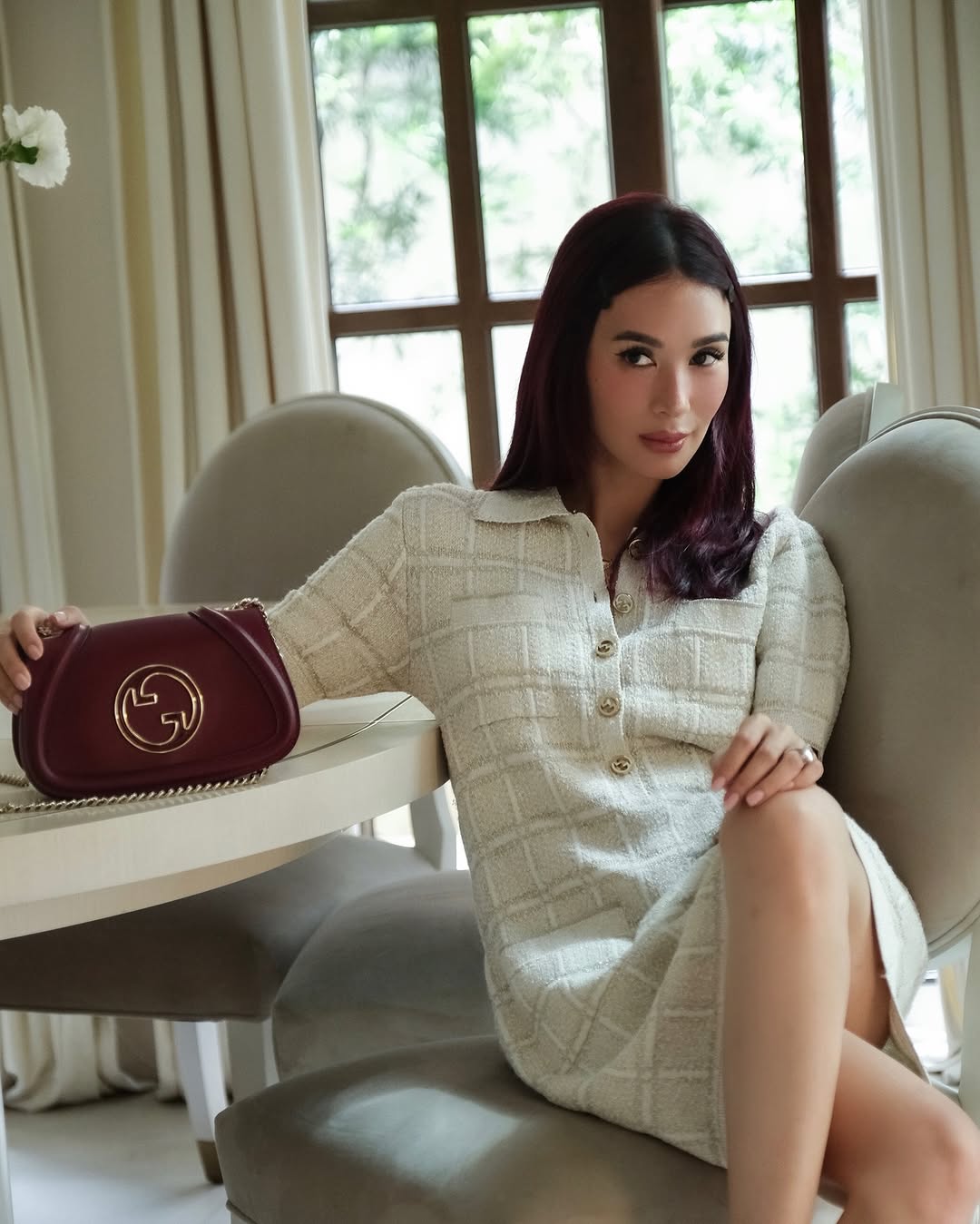 Heart Evangelista đầm nút cài