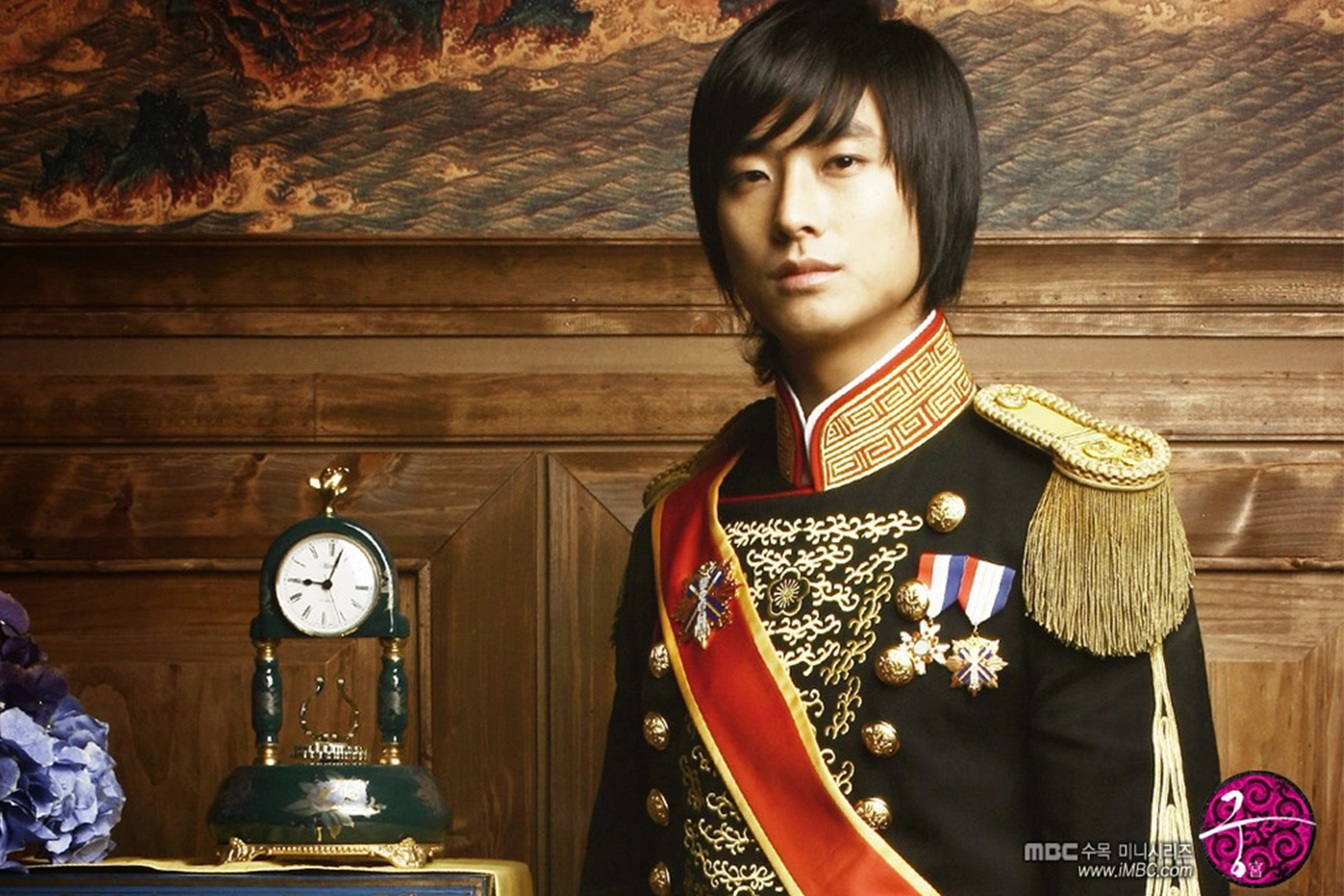 Ju Ji Hoon Thái tử Lee Shin Goong