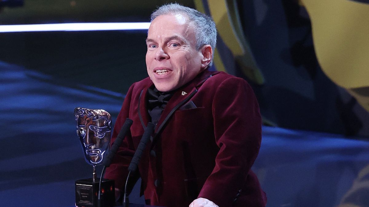 Warwick Davis 