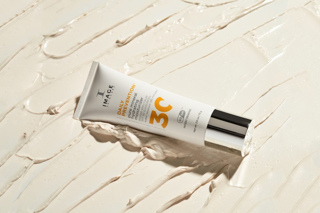 Kem chống nắng IMAGE Daily Prevention Pure Mineral Hydrating Moisturizer SPF 30.