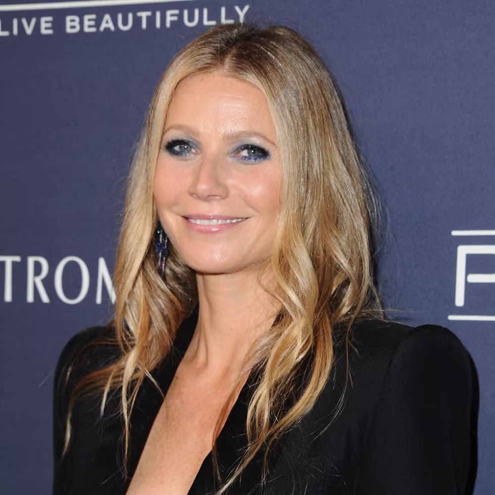 Hình ảnh Gwyneth Paltrow với khuôn mặt tự nhiên do nâng cơ mặt bằng tế bào gốc.