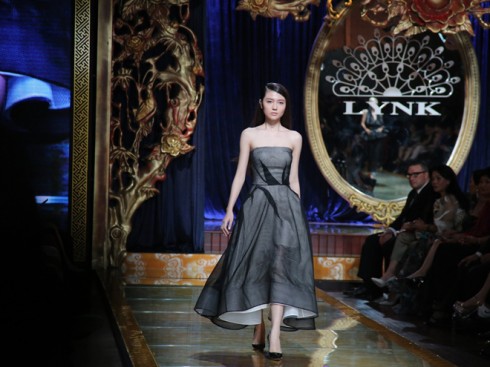 Show diễn thời trang nổi tiếng LYNK Fashion Show 2014