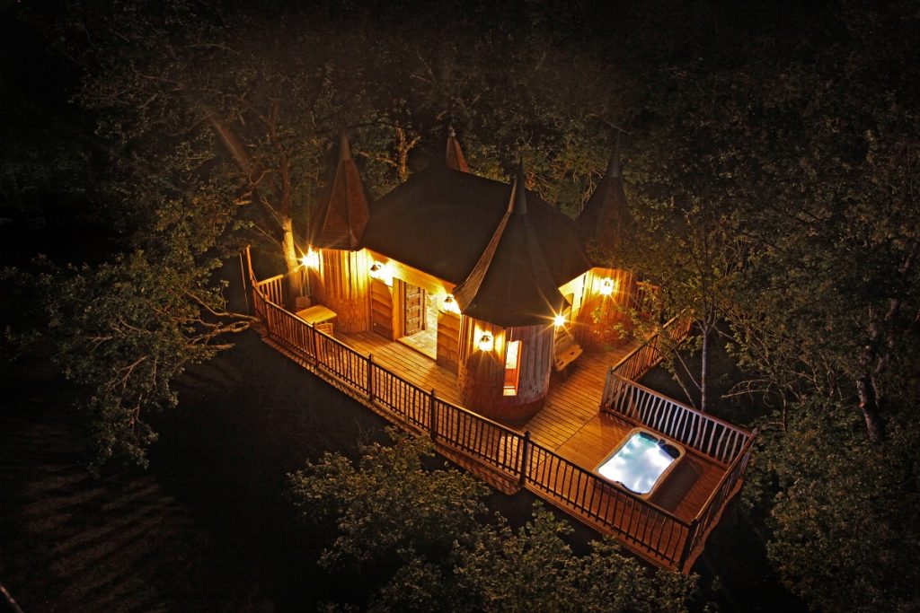 Milandes Treehouse, Pháp