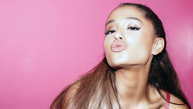 Ariana Grande thất hẹn với fan hâm mộ Việt Nam