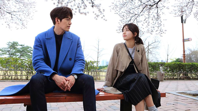 Thời trang trong phim: Yêu Không Kiểm Soát (Uncontrollably Fond)