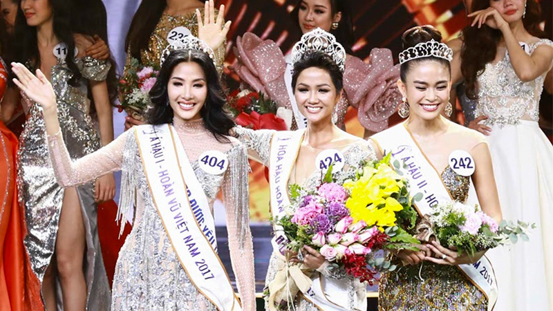 Hành trình thay đổi phong cách của đương kim hoa hậu H'Hen Niê và top 3 Miss Universe Vietnam 2017