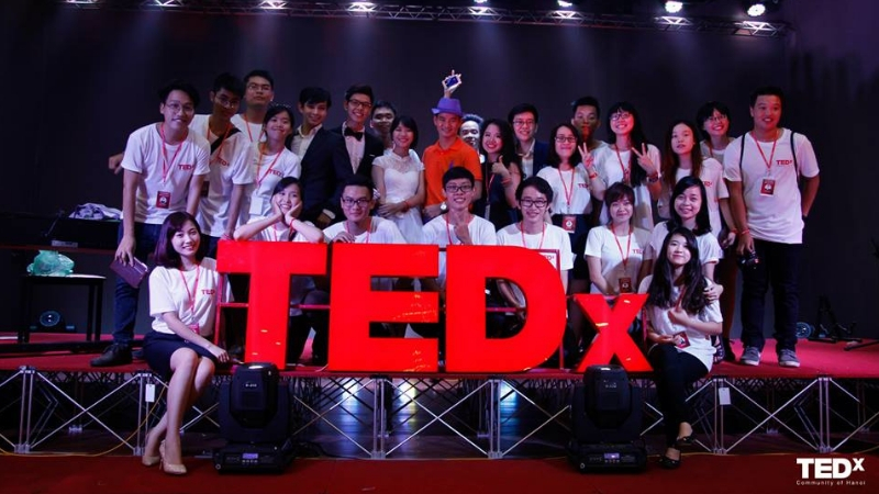 TEDxTrangThiSt - Nơi những ý tưởng mạnh mẽ của ngành công nghiệp thời trang được lan tỏa