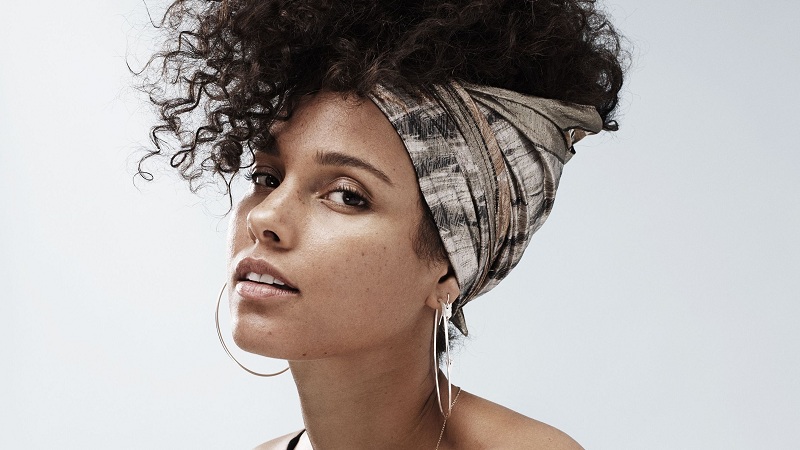 Alicia Keys - Quyền lực của sự tự tin bắt nguồn từ lối sống cân bằng