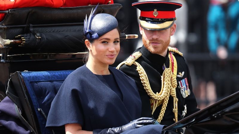 công nương meghan và hoàng tử harry trooping the colour 2019