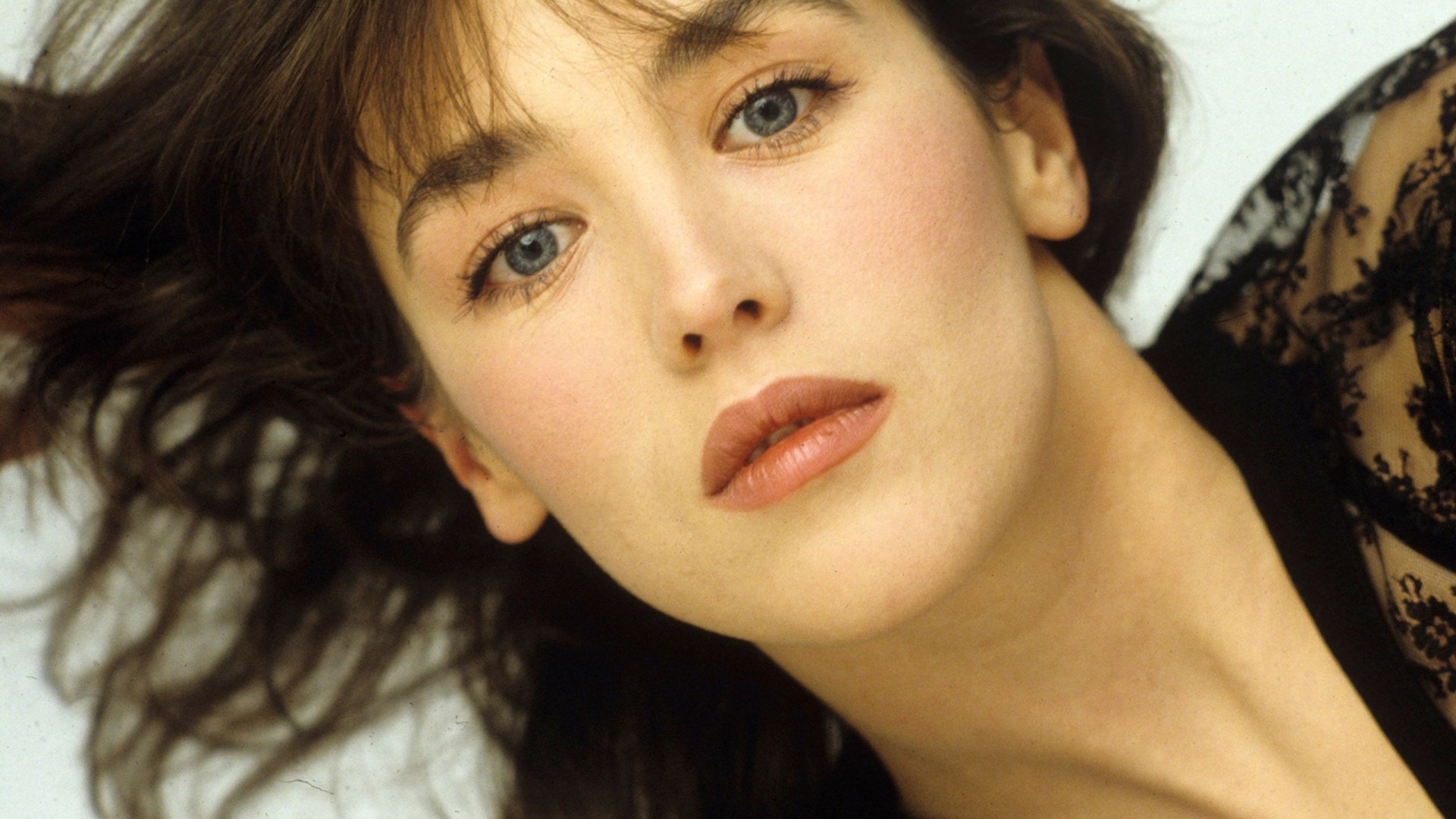 biểu tượng sắc đẹp Pháp ISABELLE ADJANI