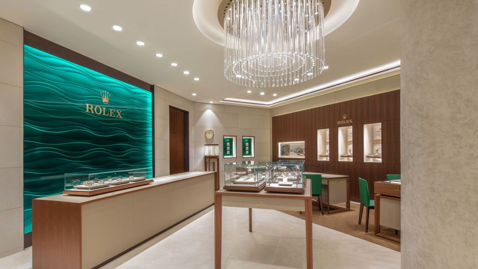 tái khai trương cửa hàng Rolex Tràng Tiền Plaza