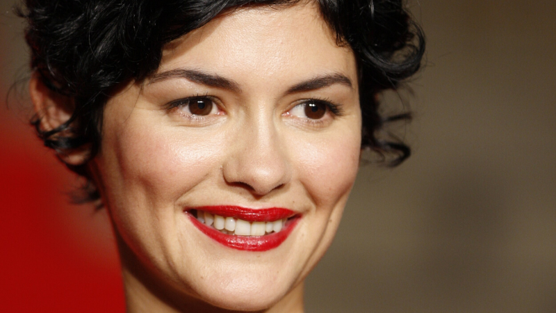 Màu son đẹp-Audrey Tautou.