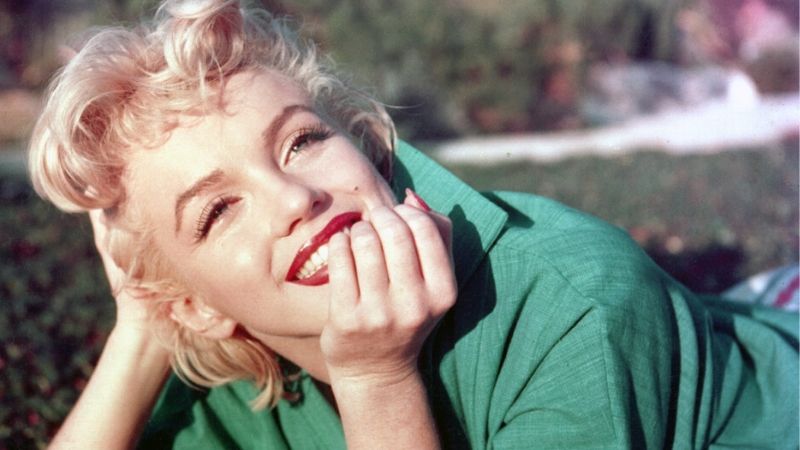 Marilyn Monroe và những thói quen chăm sóc da.