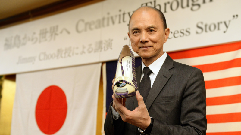 NTK prof jimmy choo obe tại sự kiện quyên góp giày ở fukushima