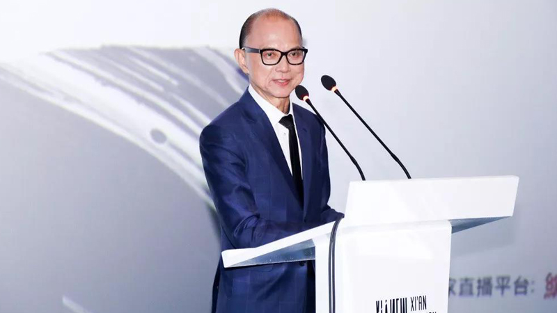 Prof. Jimmy Choo, OBE phát biểu chia sẻ bí quyết thành công với người trẻ