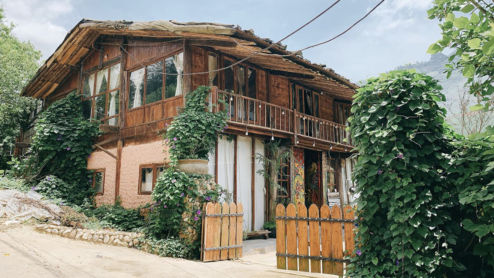 địa điểm tháng 2 Lee's house