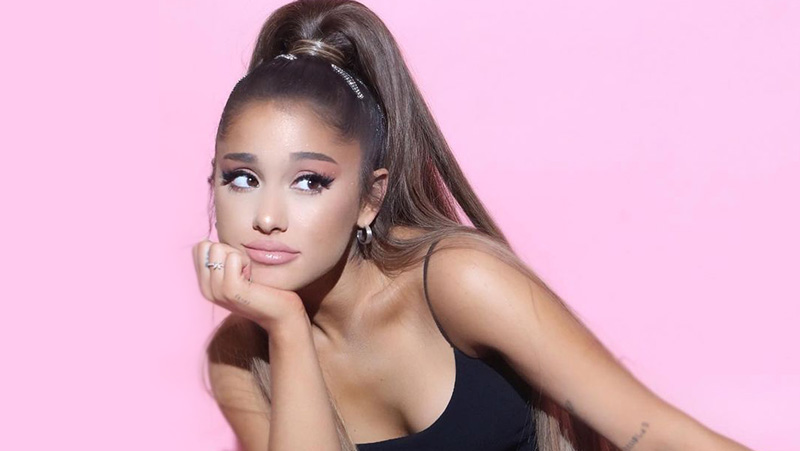 Vẻ đẹp cá tính và quyến rũ của nàng ca sĩ Ariana Grande