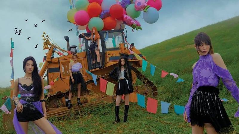 red velvet in new mv