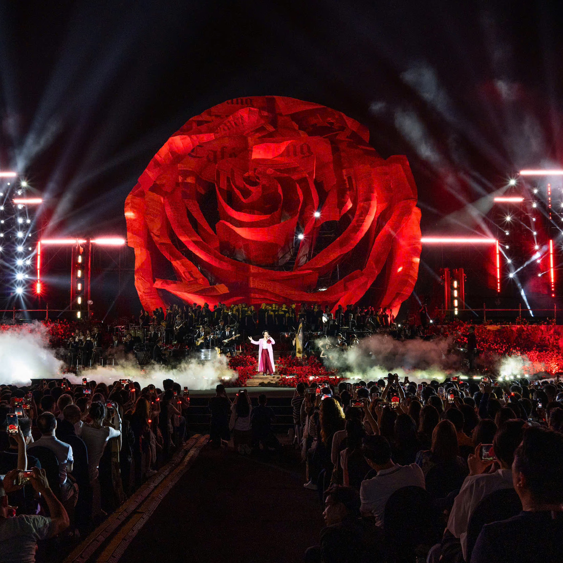 Hà Anh Tuấn Sketch a Rose concert