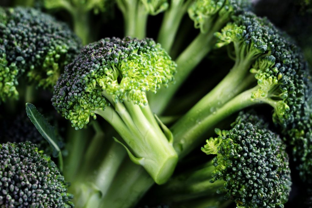 Bông cải xanh Các enzyme có nhiệm vụ đào thải các chất độc hại có nguy cơ sinh ra ung thư khỏi cơ thể