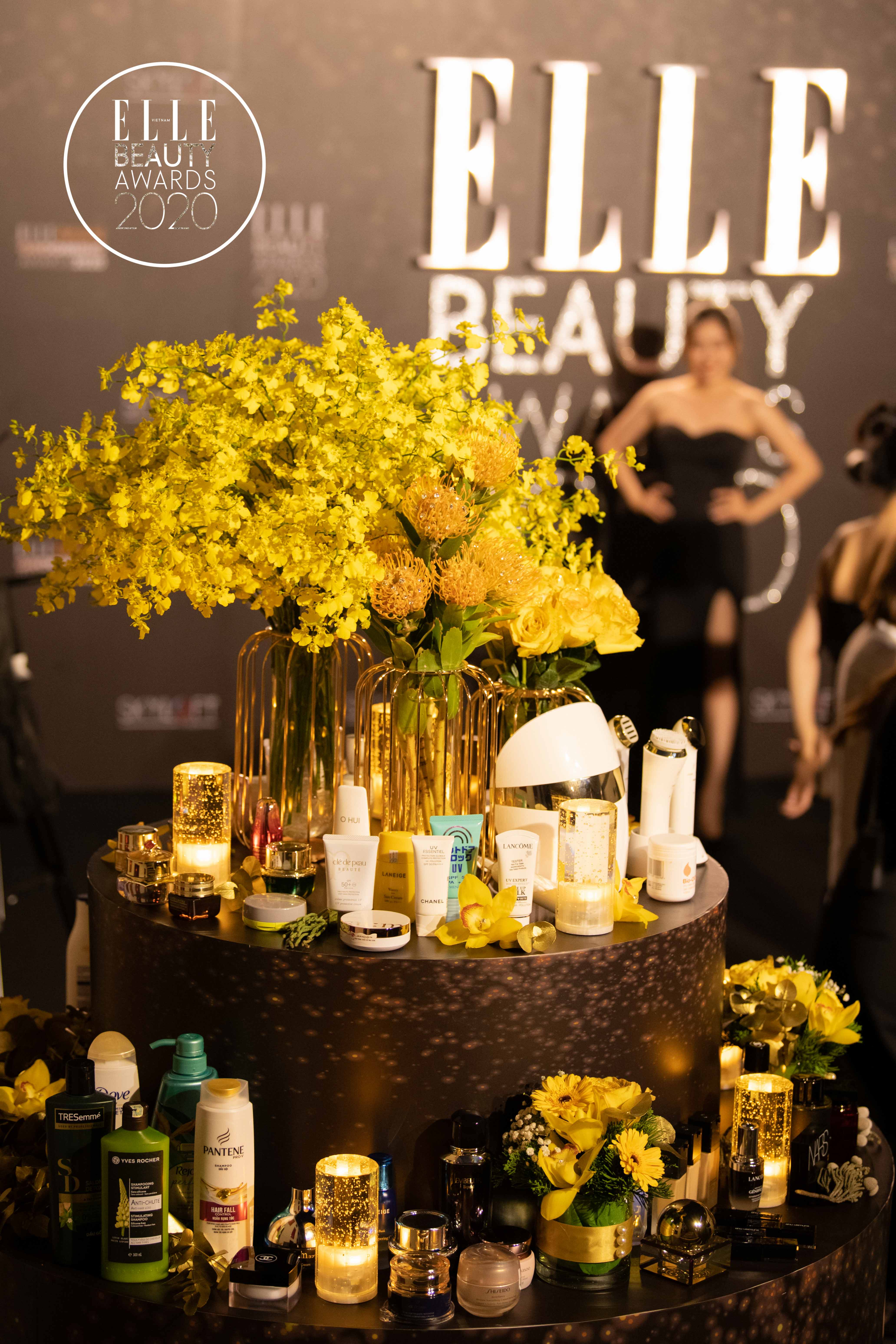 những sản phẩm trưng bày tại ELLE Beauty Awards 2020