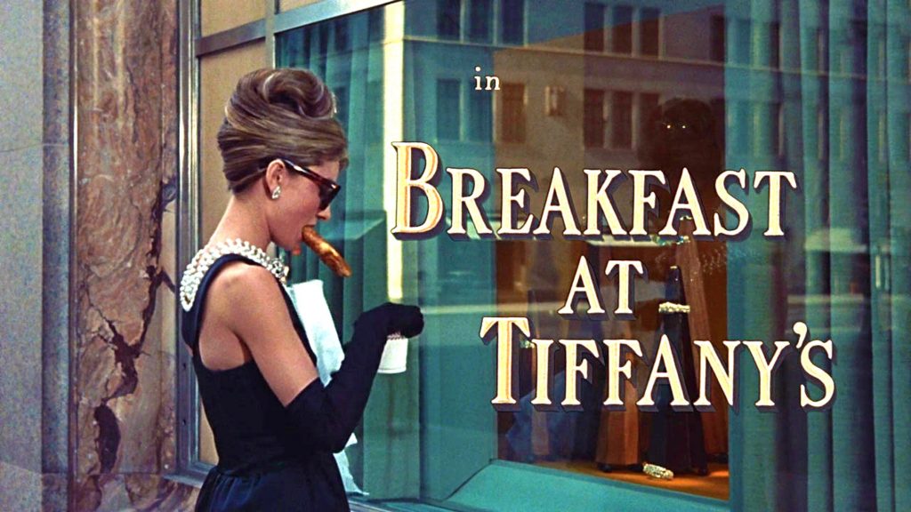 Trang điểm như mỹ nhân phim Breakfast at Tiffany's