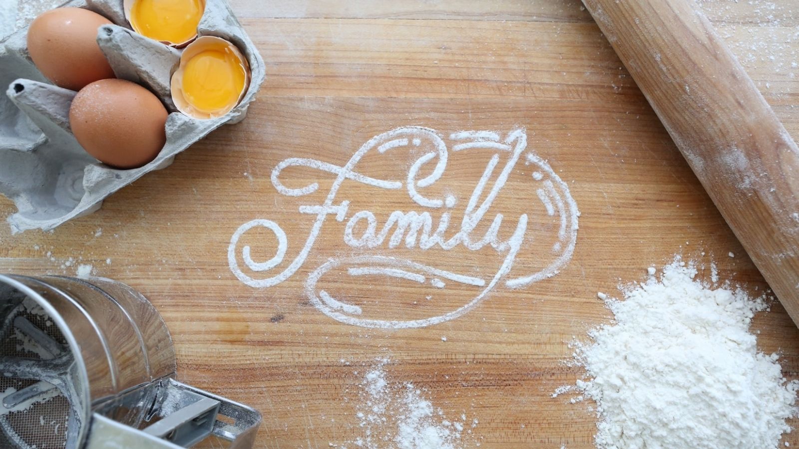 từ gia đình được viết bằng bột làm bánh