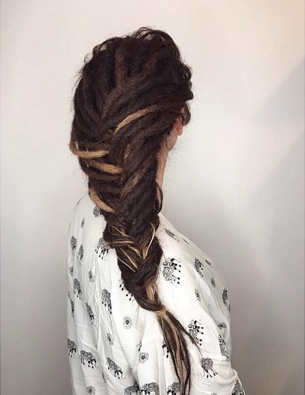 Kiểu tóc 12. Dreadlocks with Fishtail Braids