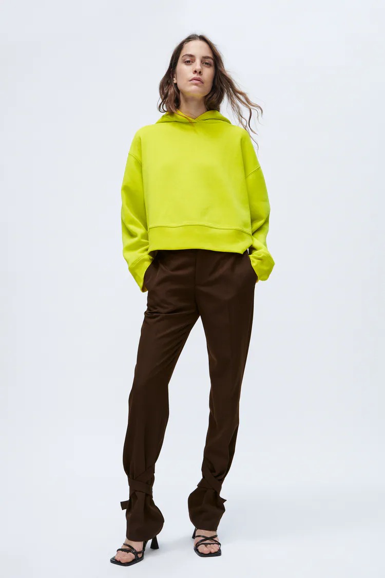 neon hoodie zara ELLE