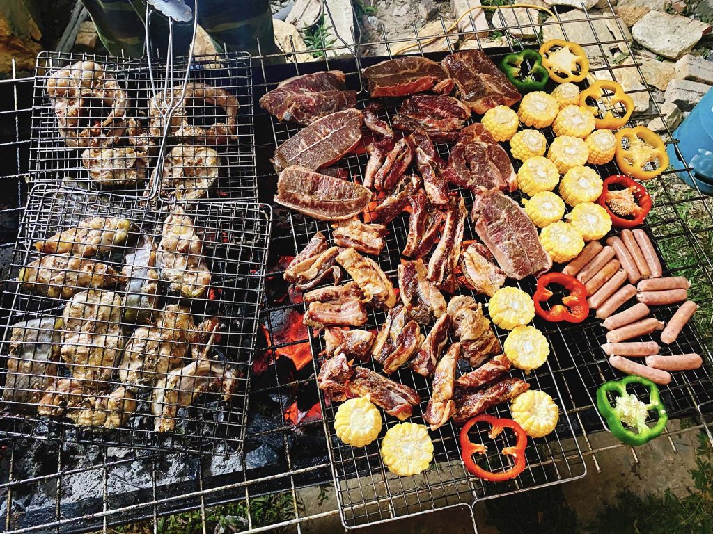 hồ đồng mô bữa tiệc bbq