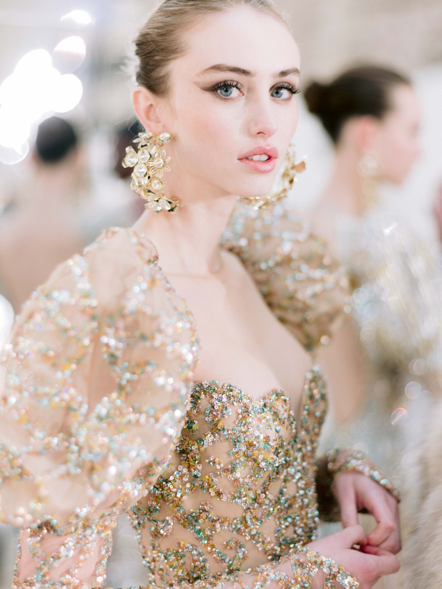 trang phục elie saab thiết kế 