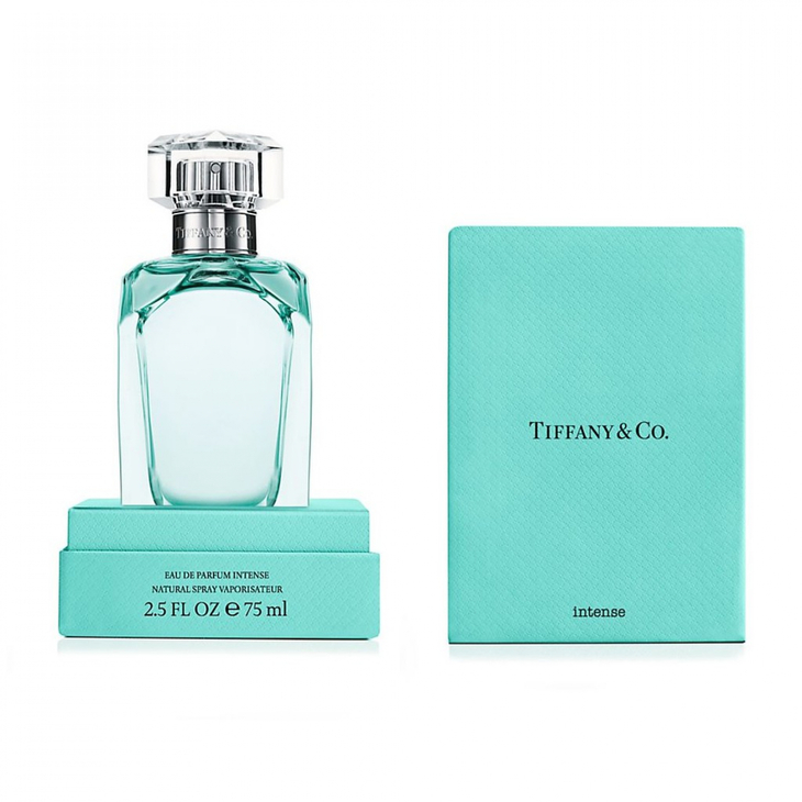 Nóc hoa Tiffany & Co Intense for Women phiên bản này tự hào với mùi hương của quýt, hoa diên vĩ và hổ phách xạ hương.