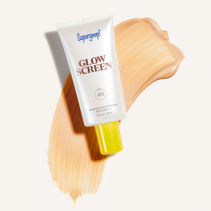 Kem chống nắng Supergoop! Glowscreen SPF 40 Sunscreen With Hyaluronic Acid+Niacinamide với ánh nhũ bắt sáng.