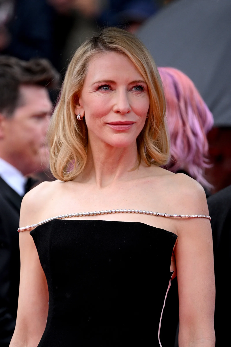 Cate-Blanchett-Wore-Haider-Ackermann-for-Jean-Paul-Gaultier-Haute-Couture-To-The-Apprentice-Cannes-Film-Festival-Premiere-2