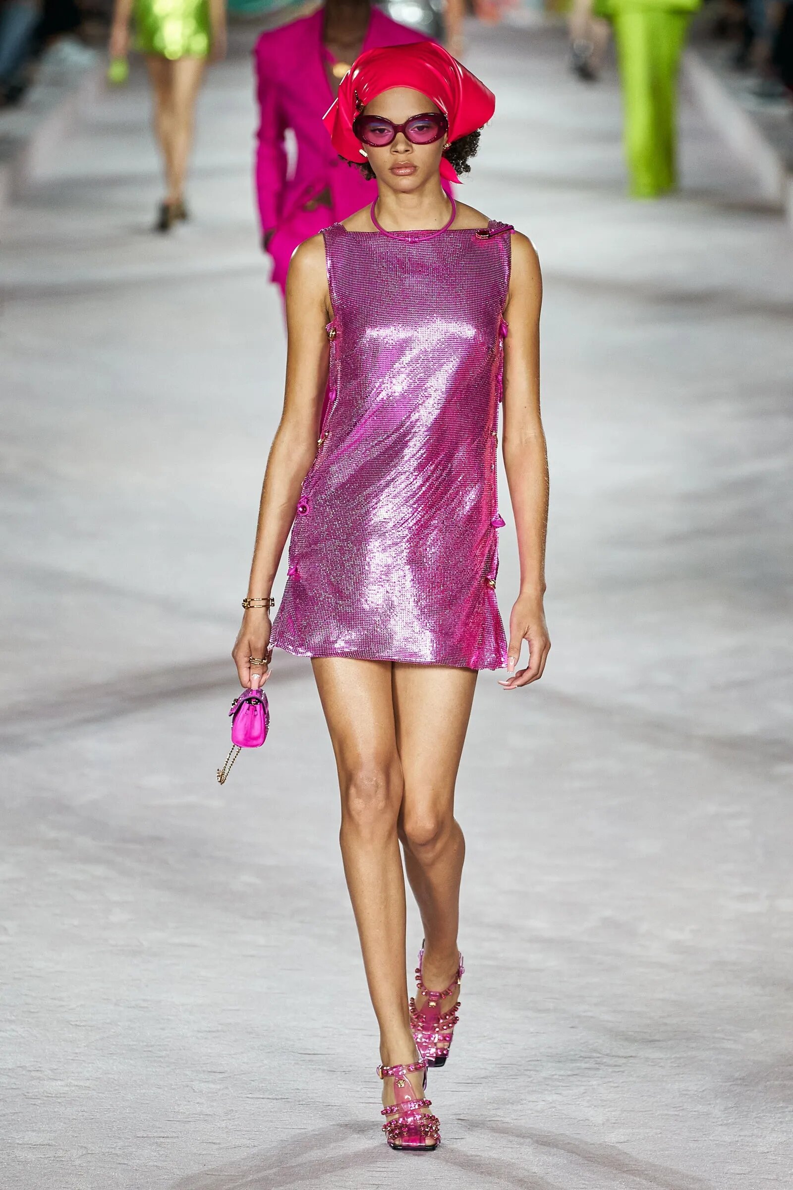 Versace-Spring-2022-RTW-Milan-Credit-Alessandro-Lucioni-Gorunway