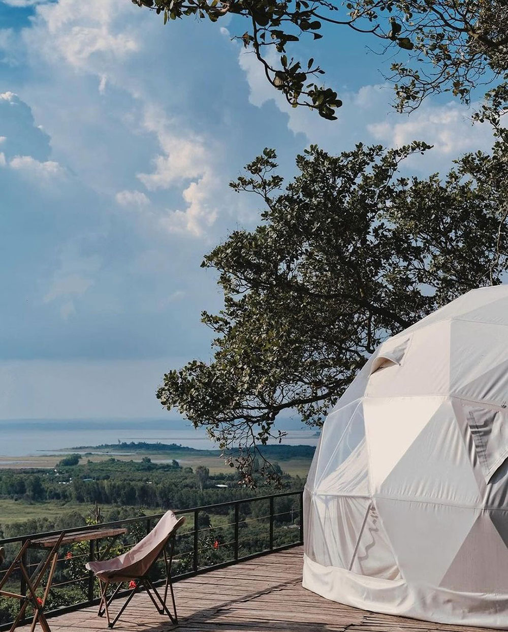 cắm trại tropical eglamping