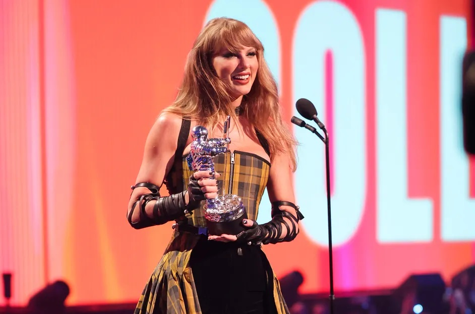 taylor swift tại VMAs