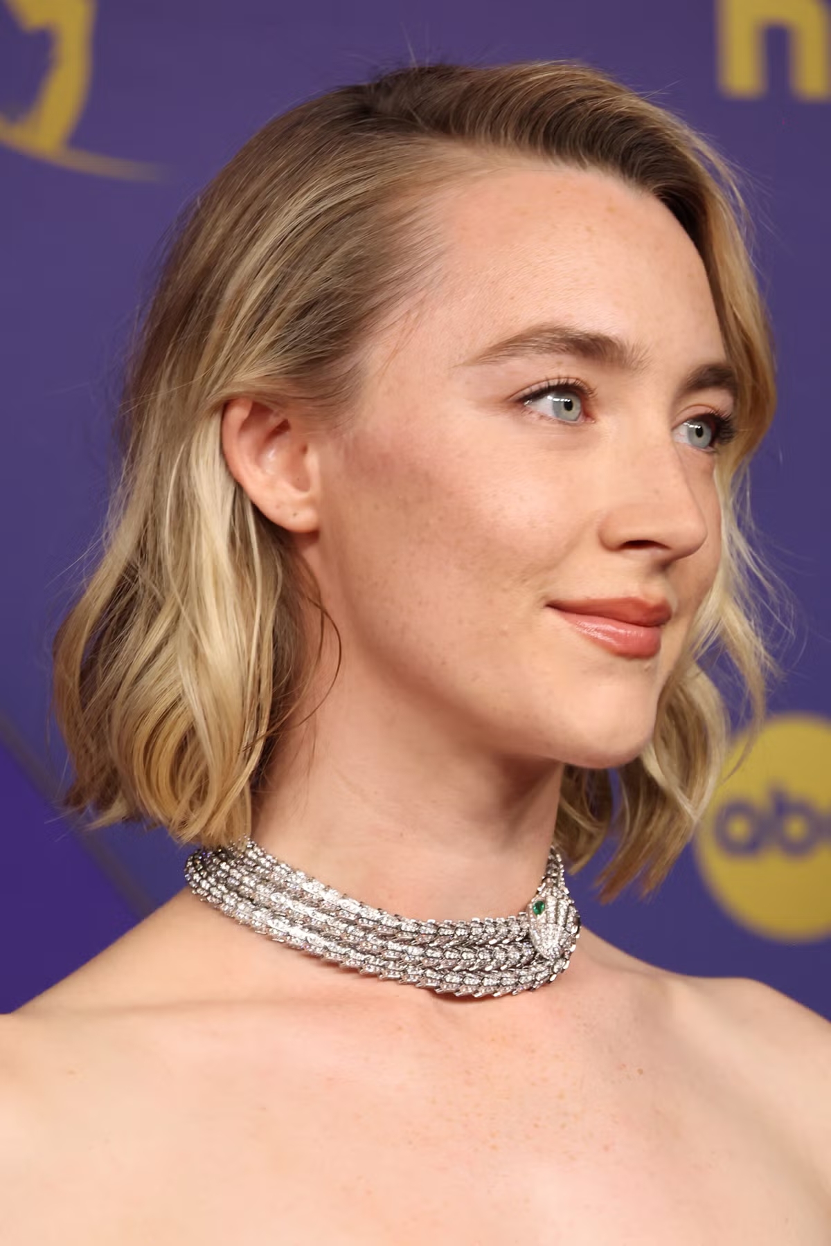 Saoirse Ronan tại lễ trao giải Emmy