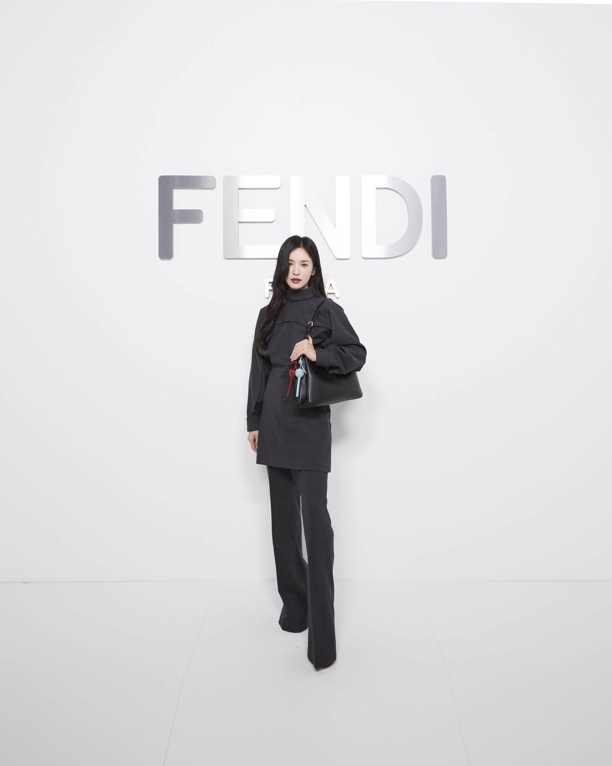 song hye kyo tại thảm đỏ fendi