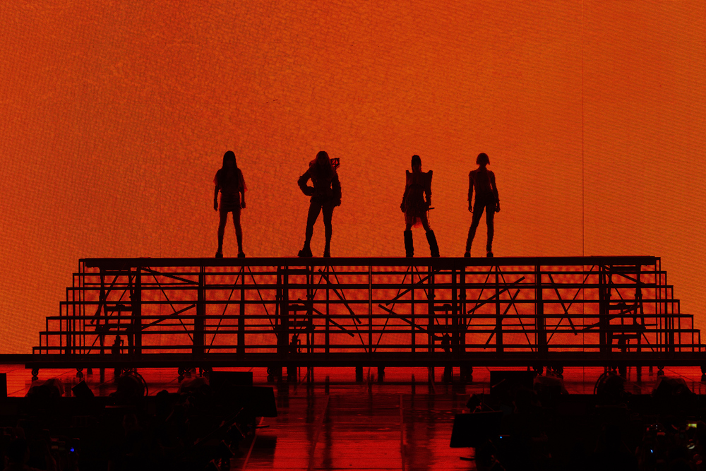 2NE1-Concert-Welcome-Back-1