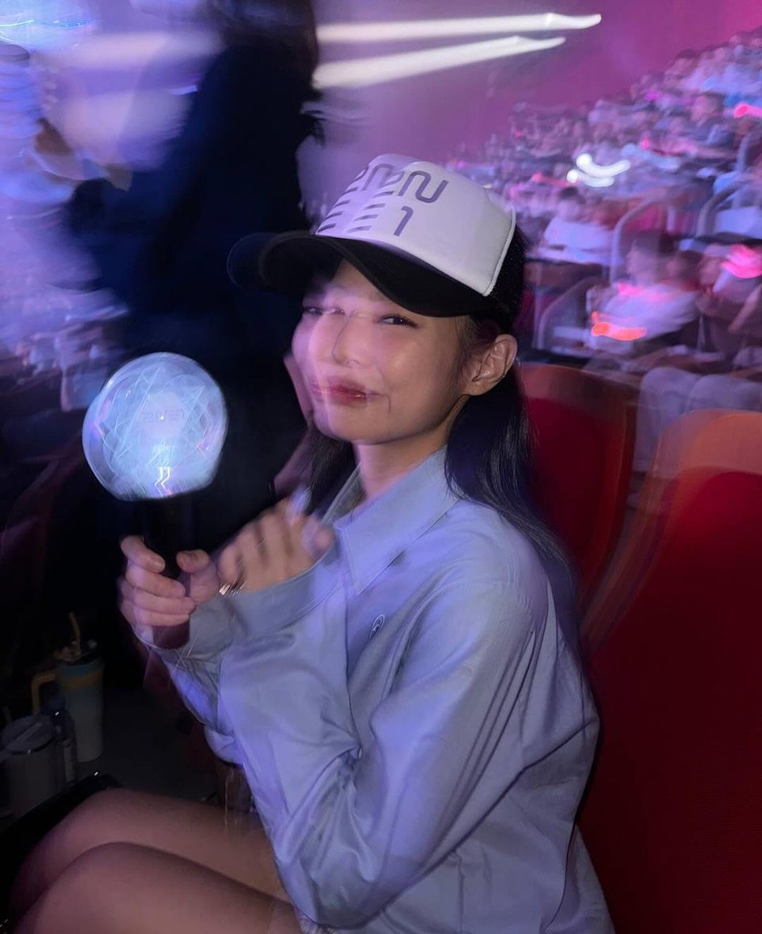 jennie-2ne1-concert