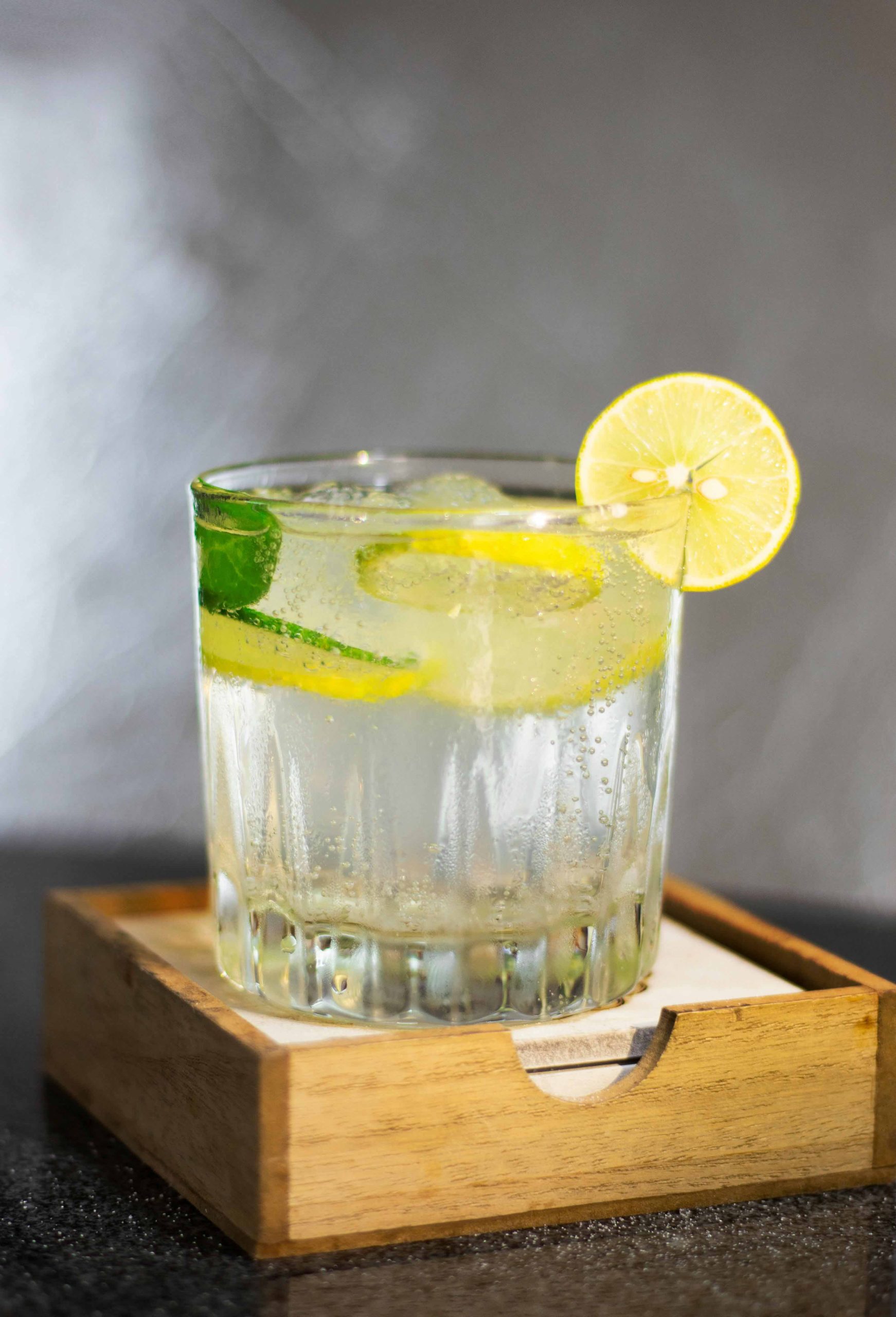 đồ uống gin tonic