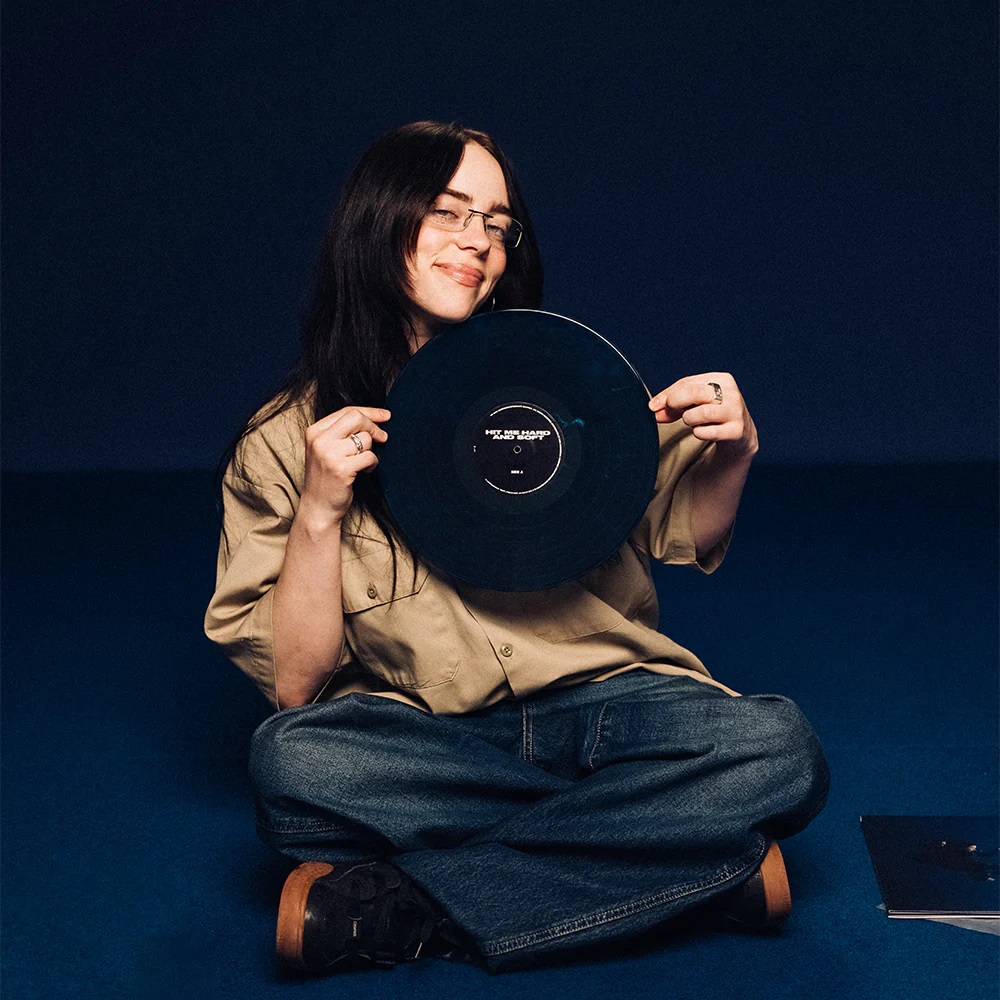 ca sĩ billie eilish tại Grammy 2025