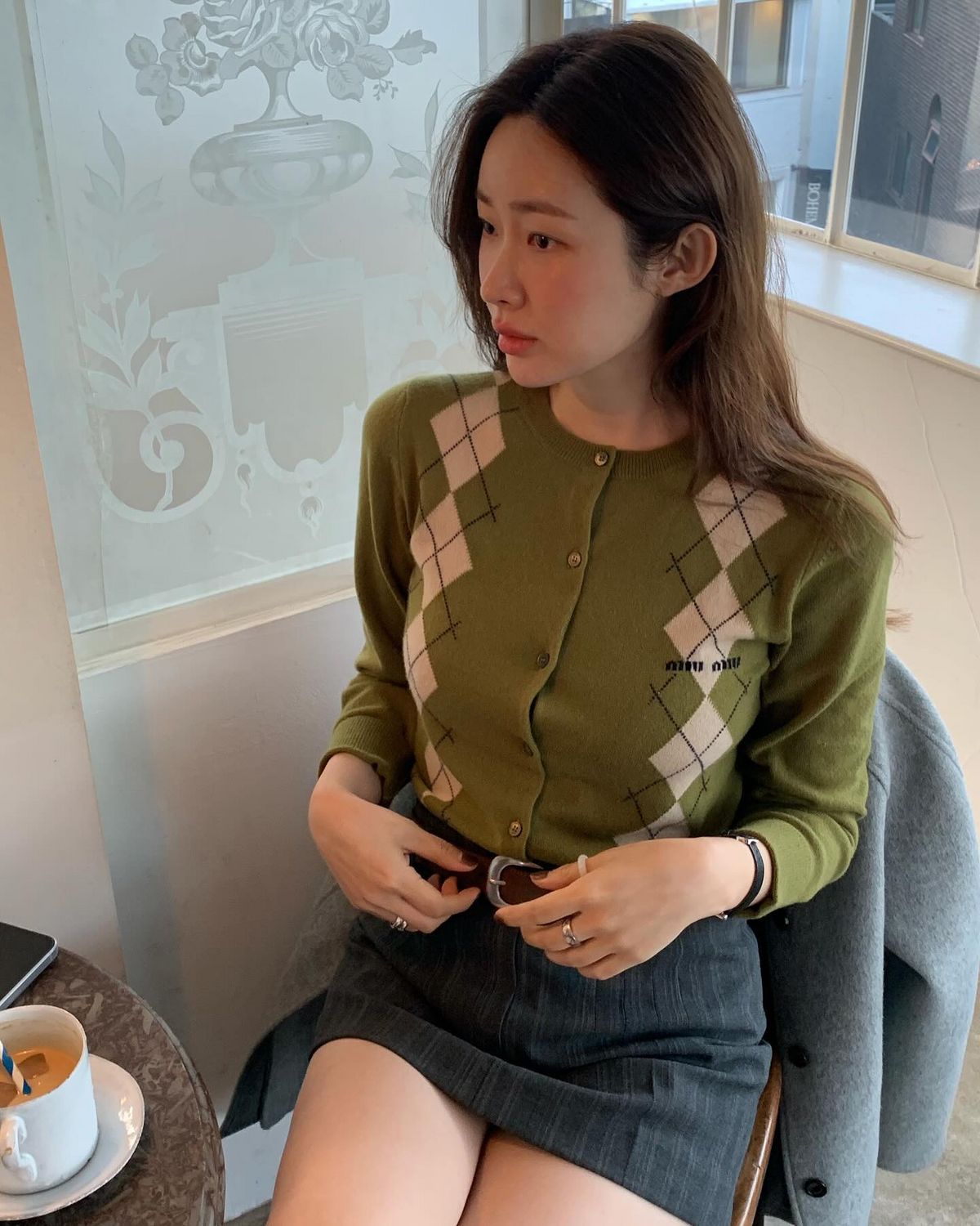 @ch_amii diện cardigan hoạ tiết