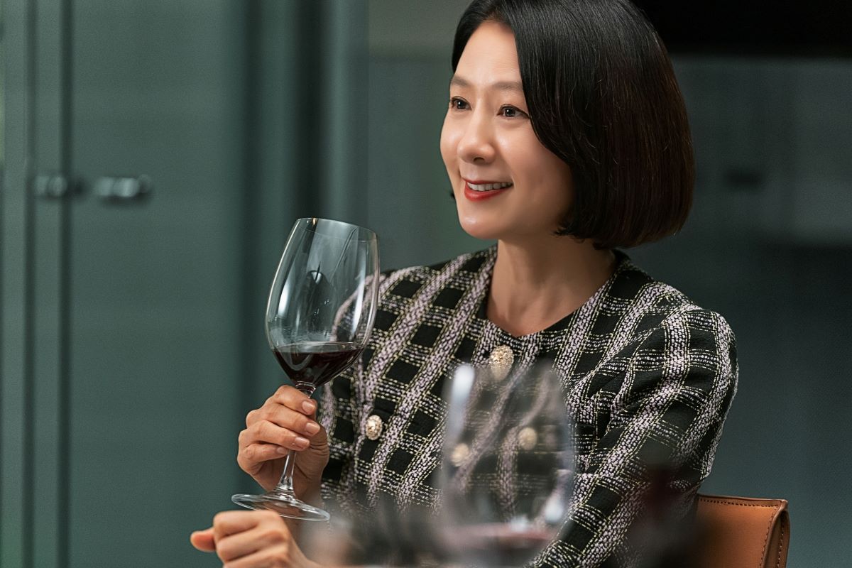 Kim Hee Ae trong Gia Đình Hoàn Hảo